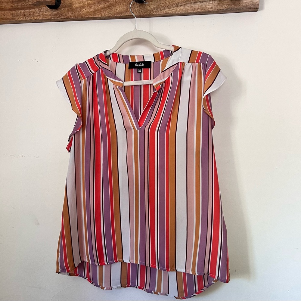 Multicolor Lipslide Top with butterfly sleeves in Size XL